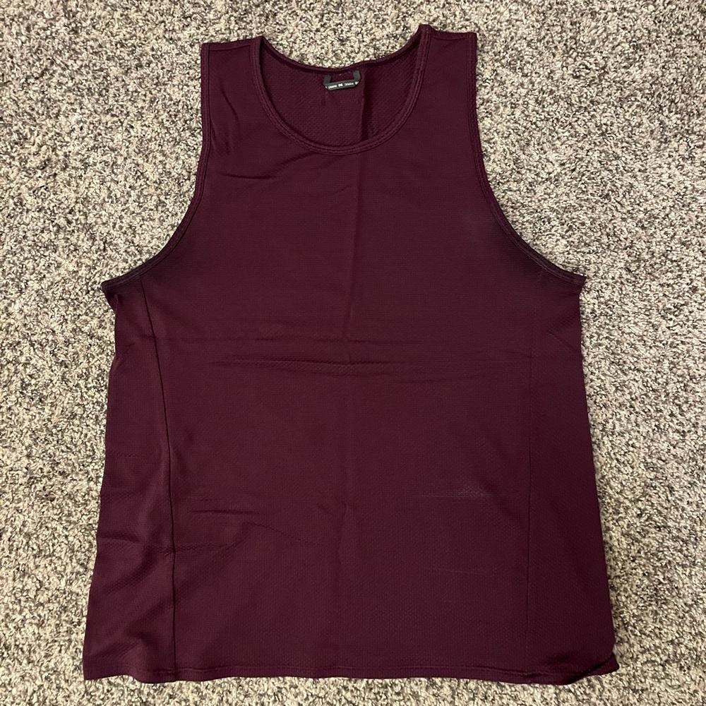 Oiselle fly out trail tank